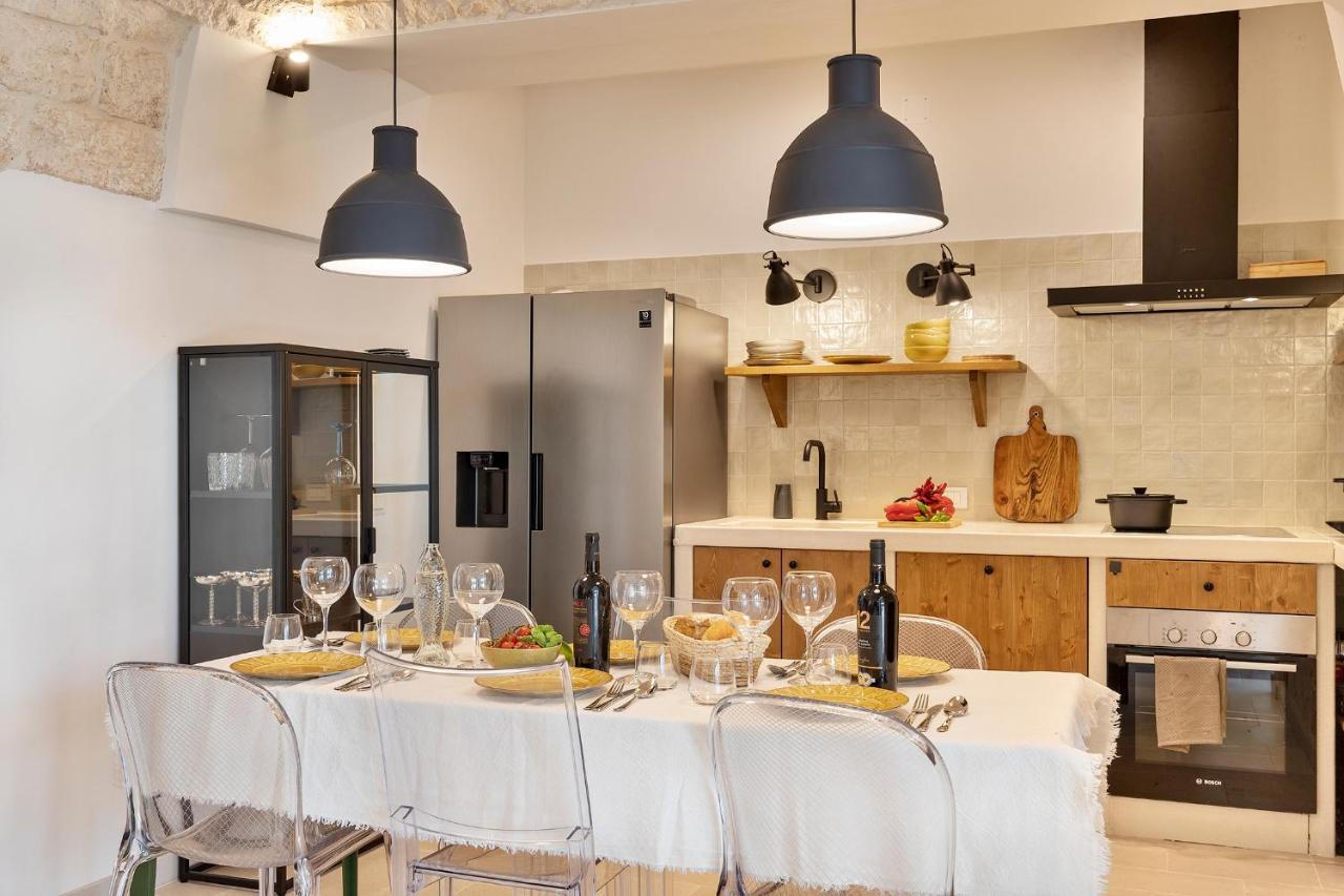 Vilaa Isa Beautiful Villa And Trullo In 오스투니 외부 사진