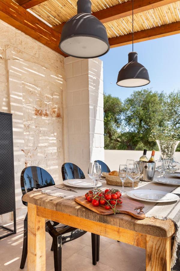 Vilaa Isa Beautiful Villa And Trullo In 오스투니 외부 사진