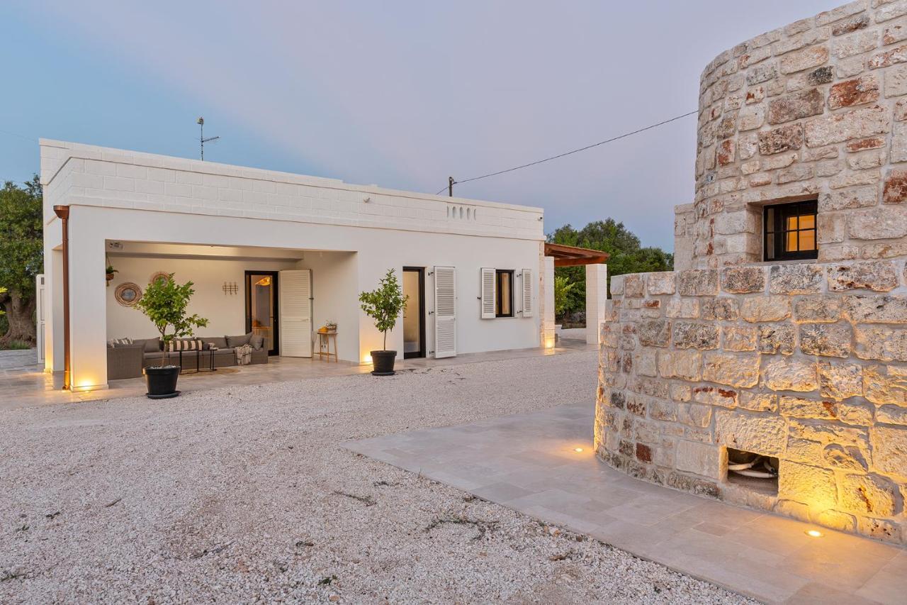 Vilaa Isa Beautiful Villa And Trullo In 오스투니 외부 사진