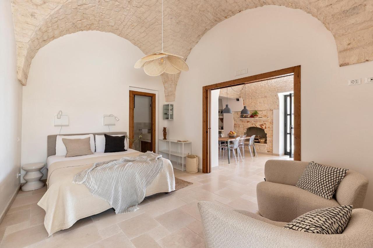 Vilaa Isa Beautiful Villa And Trullo In 오스투니 외부 사진